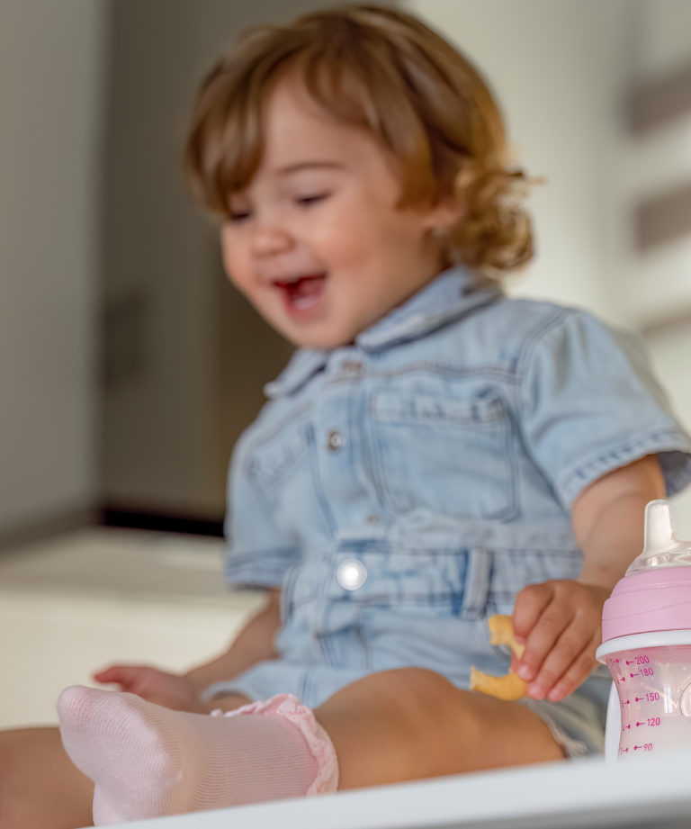 megalono-childrens-goat-milk-lifestyle