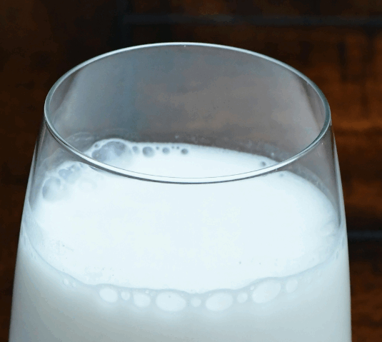 otan-to-paidi-den-pinei-gala-featured