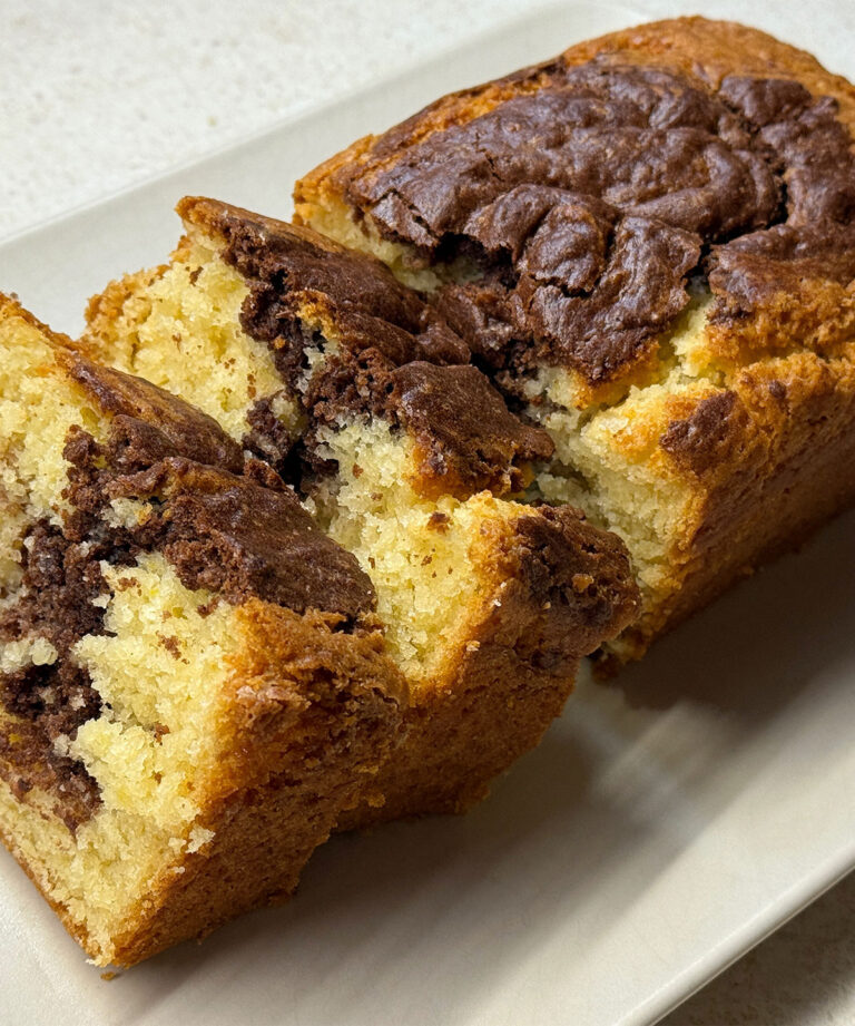 «Δίχρωμο» βουτυρένιο κέικ από την elektraps_2