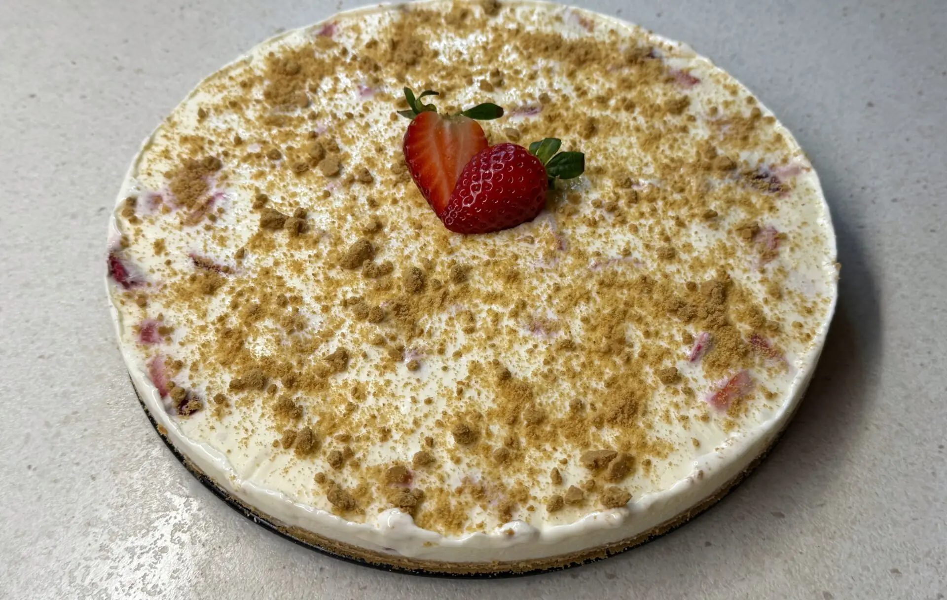 Cheesecake Φράουλα Semifreddo από την elektraps